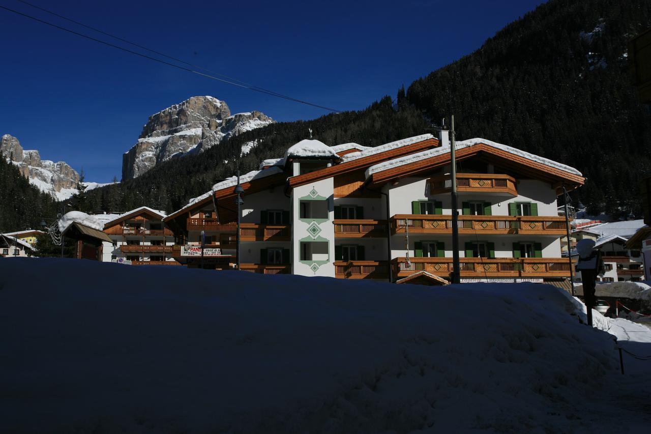 Garni Eden Hotel Canazei Exterior foto